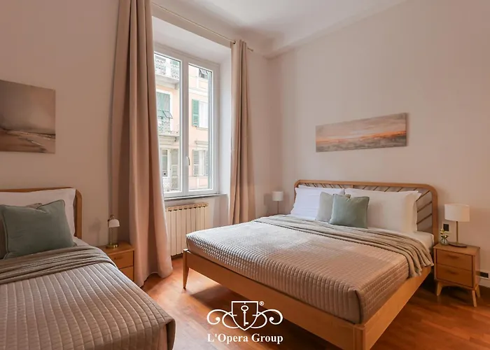 Mare Aurum - L'opera Group דירה