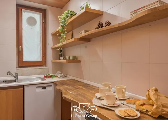 Mare Aurum - L'opera Group דירה